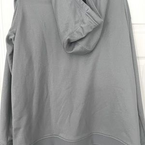 Under Armour Cold Gear Sweatshirt with hood